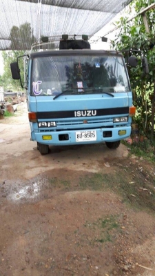รถ 6 ล้อ ISUZU FRR เครื่อง 165 แรง ยาว 6 ม. ยาง 8.25