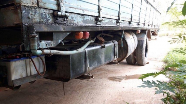 รถ 6 ล้อ ISUZU FRR เครื่อง 165 แรง ยาว 6 ม. ยาง 8.25