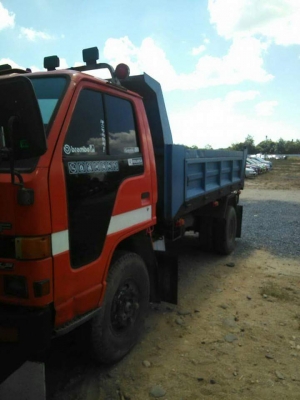 ขาย6ล้อดั้ม อีซูซุ 110 npr ช่วงล่างFสภาพพร้อมใช้งาน