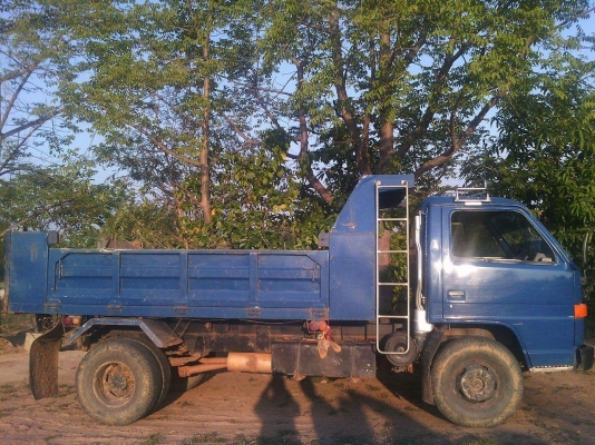 ขาย6ล้อดั้ม115NPR ช่วงล่างFพวงมาลัยเพาเวอร์ รถสวยพร้อมใช่งานครับ