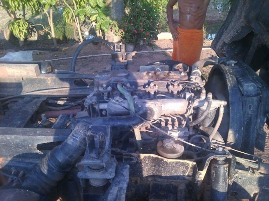 ขาย6ล้อดั้ม115NPR ช่วงล่างFพวงมาลัยเพาเวอร์ รถสวยพร้อมใช่งานครับ