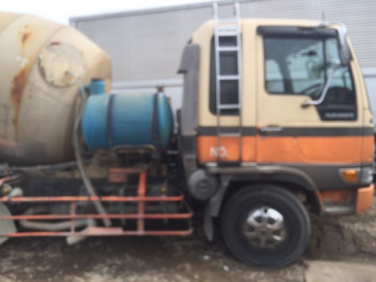 รถโม่ปูน HINO เครื่องJO8C ธรรมดา