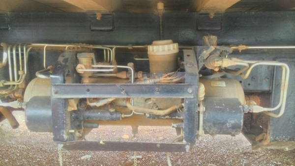 รถบรรทุก 6 ล้อ HINO FB 210 แรงม้า