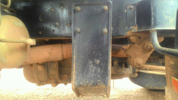 รถบรรทุก 6 ล้อ HINO FB 210 แรงม้า