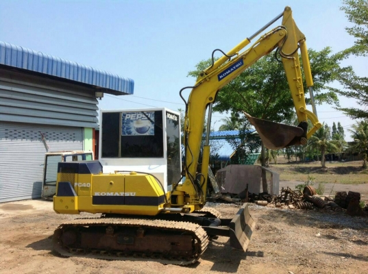 ขายด่วน KOMATSU PC40-6 สภาพพร้อมใช้งาน เครื่องปั้มดี โซ่ช่วงล่างสวย แอร์เย็น เอกสารเล่มทะเบียน