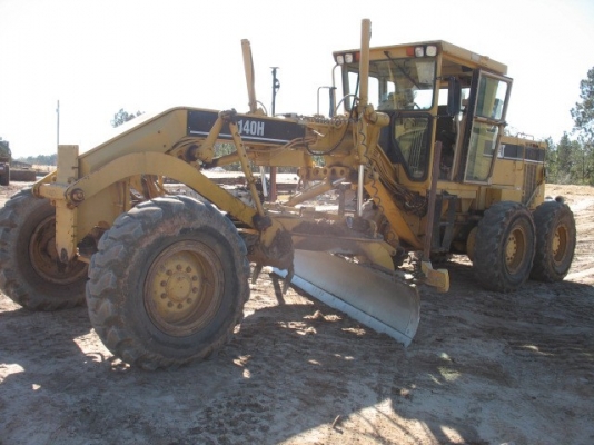 CAT 140H#2ZK02753 11,252hrs ปี 1997 รถเก่านอกนำเข้าจาก USA  สนใจสอบถาม 062-709-1748