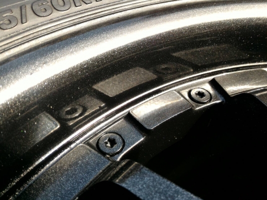 ขายล้อเลนโซ่แท้ 8.5 x 18 พร้อมยาง Japan ขายล้อเลนโซ่แท้ 8.5 x 18 พร้อมยาง Japan