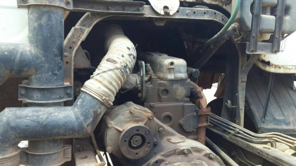 ขายด่วน NISSAN CW30H สภาพพร้อมใช้งาน เครื่องเกียร์พร้อมใช้งาน คัชชีสวย ยางพอใช้งน เอกสารเล่มทะเบียน