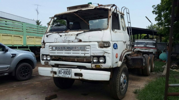 ขายด่วน NISSAN CW30H สภาพพร้อมใช้งาน เครื่องเกียร์พร้อมใช้งาน คัชชีสวย ยางพอใช้งน เอกสารเล่มทะเบียน