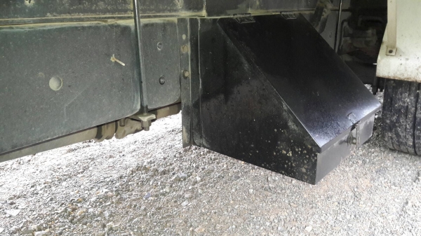 รถอีซูซุ 6 ล้อ ตู้แห้ง FTR  240 แรงม้า. ปี 55.   ( รถวิ่ง 24x,xxx  กม. )   สนใจติดต่อ  081 -6079515