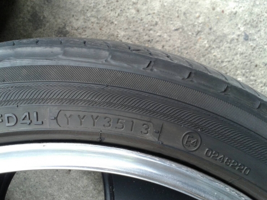 ขอบ17นิ้ว4รู100 พร้อมยาง สวยๆ 4 ล้อ ราคา 6900 บาท