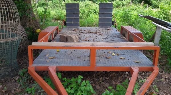 ขายรถลาก(สาลี่)  บรรทุกรถเกี่ยวข้าวรุ่นคูโบต้า DC 70g ได้  รถาตรฐาน สวย  ราคา 36,000 บาท  โทร 080-5532793