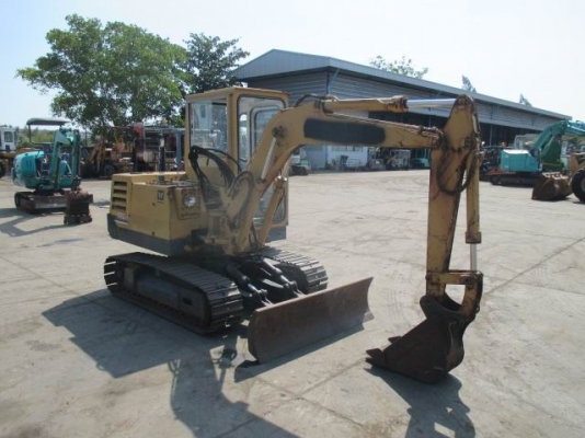 ขายรถขุดเล็ก ยี่ห้อ : YANMAR รุ่น : YB25E ราคา 220,000 บาท