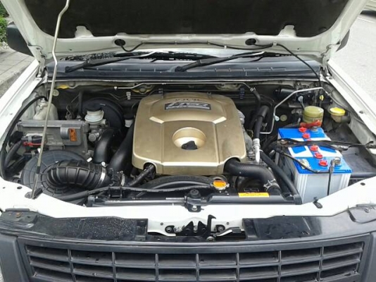 รถสวยพร้อมใช้งานเครื่อง2.5คอมมอลเรว ติดตั้งหลังคาเสริมแนบพร้อมทำงานคับ