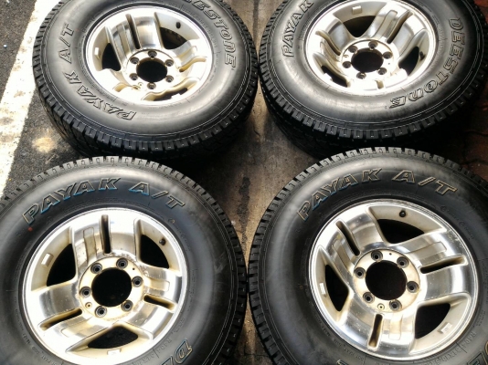 ขายล้อพร้อมยาง 31 ขอบ 15 AT ทั้งชุด 6900 ขายล้อพร้อมยาง 31 ขอบ 15 AT ทั้งชุด 6900
