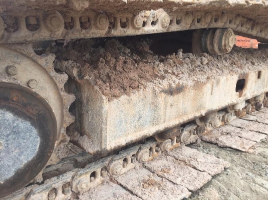 รถขุด CAT E120B ขายตามสภาพ แกนมอเตอร์สวิงขาดอย่างอื่นกติ รถทำงานดี