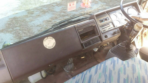 รถบรรทุก HINO 10 ล้อดัมพ์ SUMO FM227 ระบบ 2 เพลา รถบรรทุก HINO 10 ล้อดัมพ์ SUMO FM227 ระบบ 2 เพลา