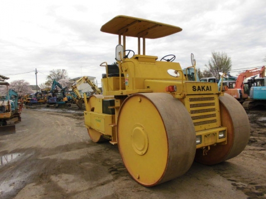 SAKAI R2S#12604 ปี1993 1,652ชม. เก่าญี่ปุ่น 100\% ไม่เคยใช้บ้านเรา พร้อมใช้งาน สอบถาม 0627091748 ธีรเทพ