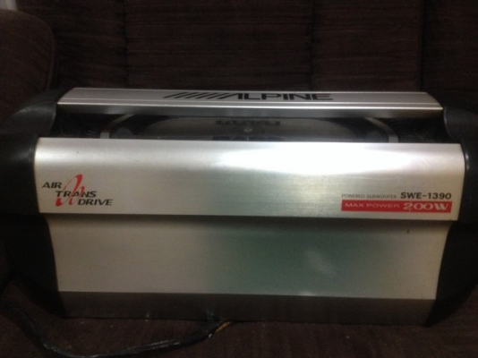 ตู้ซับ ALPINE SWE 1390 เเอมในตัว 200 W เก่าญี่ปุ่นสภาพสวยใช้งานได้ปกติ