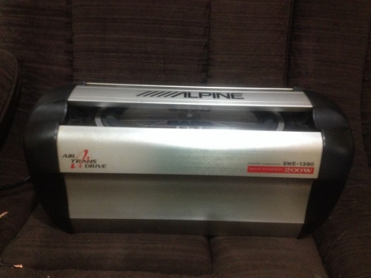 ตู้ซับ ALPINE SWE 1390 เเอมในตัว 200 W เก่าญี่ปุ่นสภาพสวยใช้งานได้ปกติ