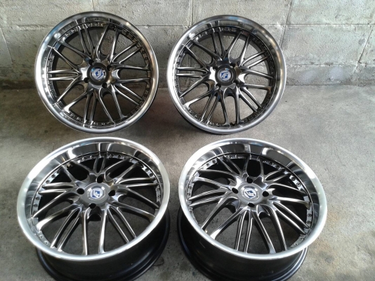 ขอบ17นิ้ว4รู100 สวยๆ 4 ล้อ ราคา 6900 บาท