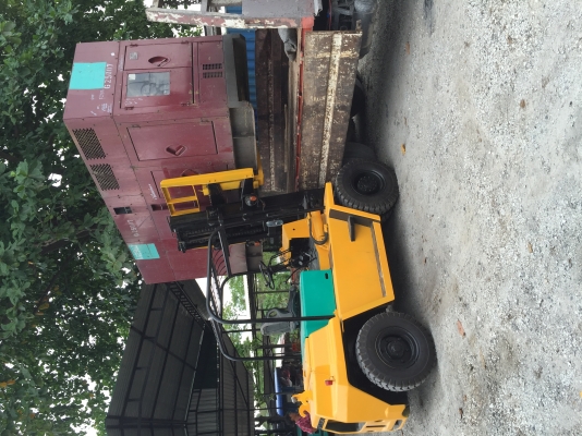 ขายครับรถยก KOMATSU FD50 ยกเครื่องปั่นไฟหนัก 4300 KG ยกป้อมเครนหนัก 4500 KG สบายๆ