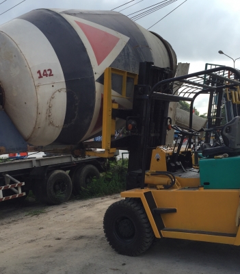 ขายครับรถยก KOMATSU FD50 ยกเครื่องปั่นไฟหนัก 4300 KG ยกป้อมเครนหนัก 4500 KG สบายๆ