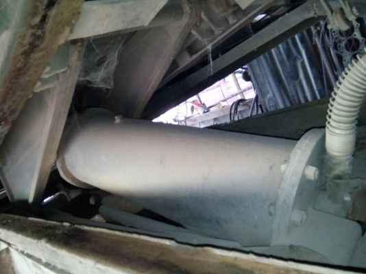 -ขาย 10ล้อดั้ม  2 เพลาจั้มโบ้200เครื่องร็อคกี้ 175 แรง เบรคทีปฟี่ สโลว์กลาง  เอกสารพร้อมโอน