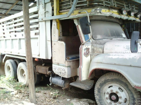 -ขาย 10ล้อดั้ม  2 เพลาจั้มโบ้200เครื่องร็อคกี้ 175 แรง เบรคทีปฟี่ สโลว์กลาง  เอกสารพร้อมโอน