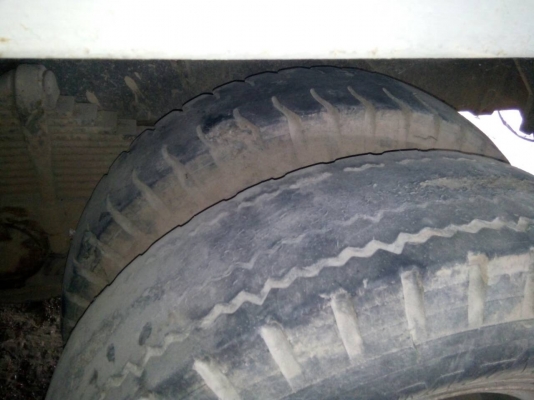 -ขาย 10ล้อดั้ม  2 เพลาจั้มโบ้200เครื่องร็อคกี้ 175 แรง เบรคทีปฟี่ สโลว์กลาง  เอกสารพร้อมโอน