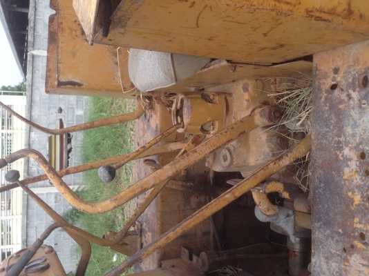 ขายอะไหร่รถแทร็กเตอร์ CAT D4D