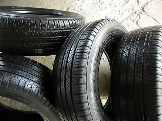 ยางขอบ17 มิชลิน 225-65-R17ลงพื้นปลายปี13 (4เส้น2,800)