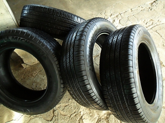 ยางขอบ17 มิชลิน 225-65-R17ลงพื้นปลายปี13 (4เส้น2,800)