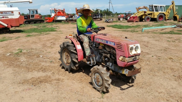 ขาย รถไถนานั่งขับ 2 เพลา 4WD SHIBAURA 15PS เก่าญี่ปุ่น พร้อมใช้งาน