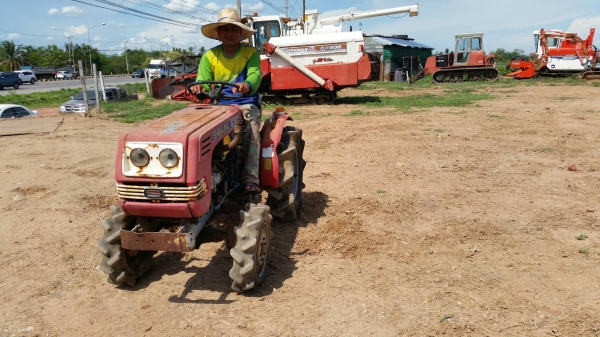 ขาย รถไถนานั่งขับ 2 เพลา 4WD SHIBAURA 15PS เก่าญี่ปุ่น พร้อมใช้งาน ขาย รถไถนานั่งขับ 2 เพลา 4WD SHIBAURA 15PS เก่าญี่ปุ่น พร้อมใช้งาน