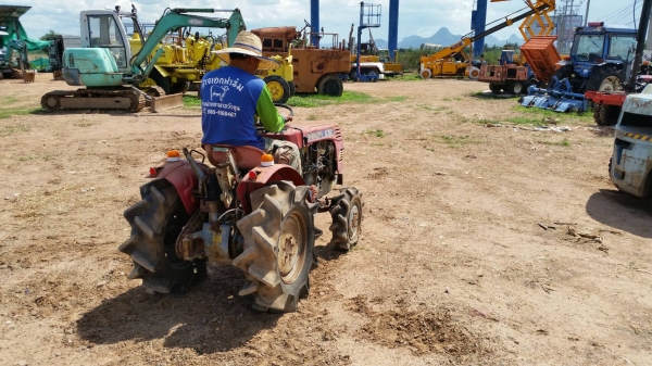 ขาย รถไถนานั่งขับ 2 เพลา 4WD SHIBAURA 15PS เก่าญี่ปุ่น พร้อมใช้งาน ขาย รถไถนานั่งขับ 2 เพลา 4WD SHIBAURA 15PS เก่าญี่ปุ่น พร้อมใช้งาน