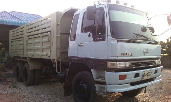 ขายรถบรรทุก HINO 2K เครื่องเดิม 240 แรง 2 เพลา ปี 42 เกียร์เดิม ทะเบียนพร้อม ขายรถบรรทุก HINO 2K เครื่องเดิม 240 แรง 2 เพลา ปี 42 เกียร์เดิม ทะเบียนพร้อม