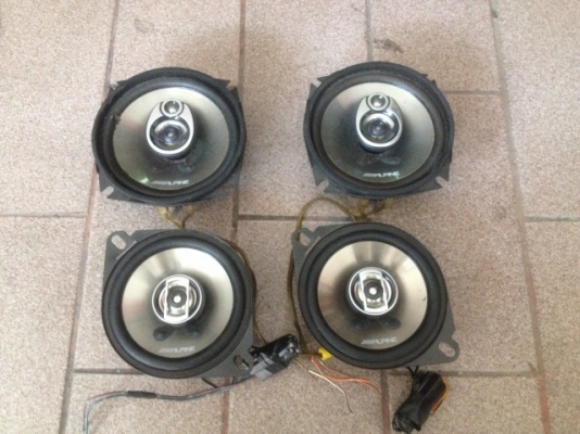 ลำโพง 4 นิ้ว 2 ทาง ALPINE เก่าญี่ปุ่นเเท้สภาพสวยเสียงใสๆคู่ละ