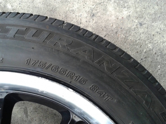 ขอบ154รู100 พร้อมยาง สวยๆ 4 ล้อ ราคา 6500 บาท ขอบ154รู100 พร้อมยาง สวยๆ 4 ล้อ ราคา 6500 บาท