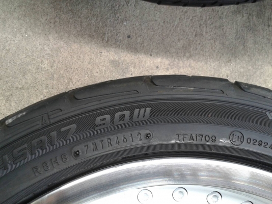 Raysแท้ขอบ17นิ้ว5รู114 พร้อมยาง สวยๆ 4 ล้อ ราคา 7500 บาท Raysแท้ขอบ17นิ้ว5รู114 พร้อมยาง สวยๆ 4 ล้อ ราคา 7500 บาท