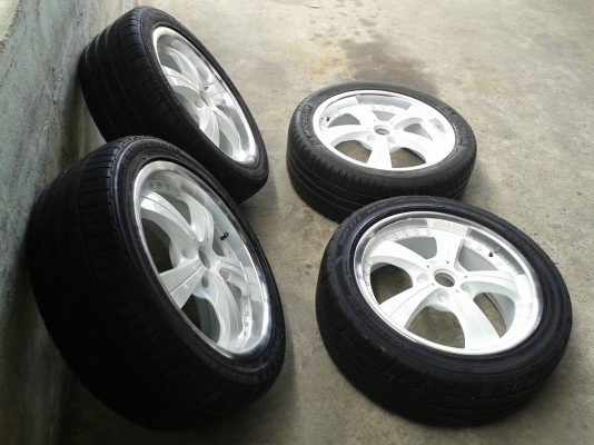 Raysแท้ขอบ17นิ้ว5รู114 พร้อมยาง สวยๆ 4 ล้อ ราคา 7500 บาท Raysแท้ขอบ17นิ้ว5รู114 พร้อมยาง สวยๆ 4 ล้อ ราคา 7500 บาท