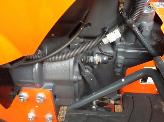 ปัญญาแทรคเตอร์..จัดมาให้ครับ ด่วน!!!คูโบต้า L3608SP พร้อมใบมีดคานล่าง พร้อมผาน6 ตราช้าง22&times;6รถไร่สีเดิมๆจัดส่ง อ.บ้านแหลม จ.เพชรบุรี