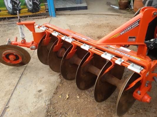 ปัญญาแทรคเตอร์..จัดมาให้ครับ ด่วน!!!คูโบต้า L3608SP พร้อมใบมีดคานล่าง พร้อมผาน6 ตราช้าง22&times;6รถไร่สีเดิมๆจัดส่ง อ.บ้านแหลม จ.เพชรบุรี