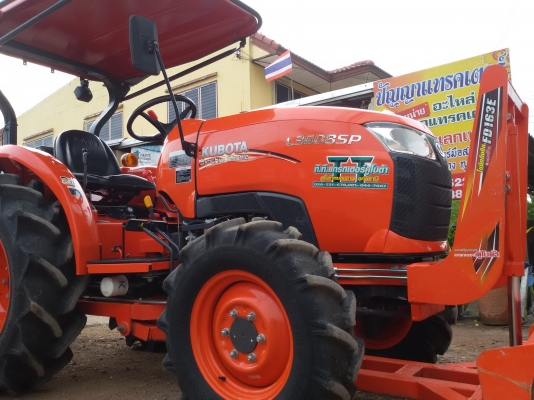 ปัญญาแทรคเตอร์..จัดมาให้ครับ ด่วน!!!คูโบต้า L3608SP พร้อมใบมีดคานล่าง พร้อมผาน6 ตราช้าง22&times;6รถไร่สีเดิมๆจัดส่ง อ.บ้านแหลม จ.เพชรบุรี