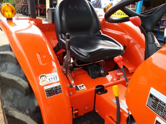 ปัญญาแทรคเตอร์..จัดมาให้ครับ ด่วน!!!คูโบต้า L3608SP พร้อมใบมีดคานล่าง พร้อมผาน6 ตราช้าง22&times;6รถไร่สีเดิมๆจัดส่ง อ.บ้านแหลม จ.เพชรบุรี