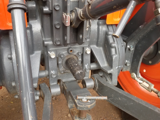 ปัญญาแทรคเตอร์..จัดมาให้ครับ ด่วน!!!คูโบต้า L3608SP พร้อมใบมีดคานล่าง พร้อมผาน6 ตราช้าง22&times;6รถไร่สีเดิมๆจัดส่ง อ.บ้านแหลม จ.เพชรบุรี