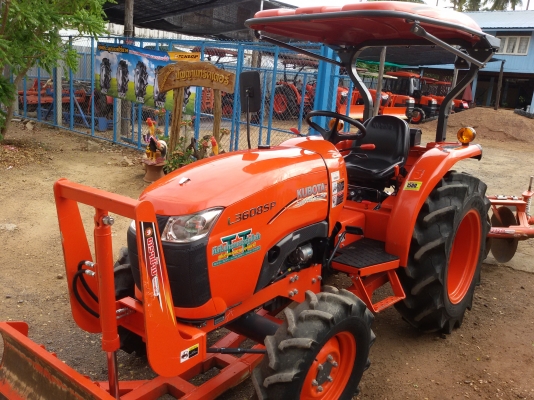 ปัญญาแทรคเตอร์..จัดมาให้ครับ ด่วน!!!คูโบต้า L3608SP พร้อมใบมีดคานล่าง พร้อมผาน6 ตราช้าง22&times;6รถไร่สีเดิมๆจัดส่ง อ.บ้านแหลม จ.เพชรบุรี