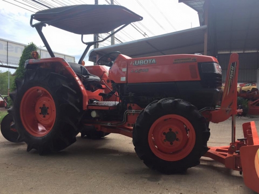 ขายรถไถKubota L4508 (4WD) พร้อมใบมีดหน้าและผานพรวนLCSใหม่ รถไร่ พร้อมใช้งาน ขายรถไถKubota L4508 (4WD) พร้อมใบมีดหน้าและผานพรวนLCSใหม่ รถไร่ พร้อมใช้งาน