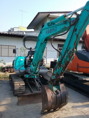 ขายรถเก่าญี่ปุ่น KOBELCO SK035-2