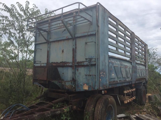 หางลูกพ่วงไม่ดั้ม 2 คาน ปี 39 ช่วงล่างดี คัสซีสวย สีและฝาข้างไม่ค่อยสวย